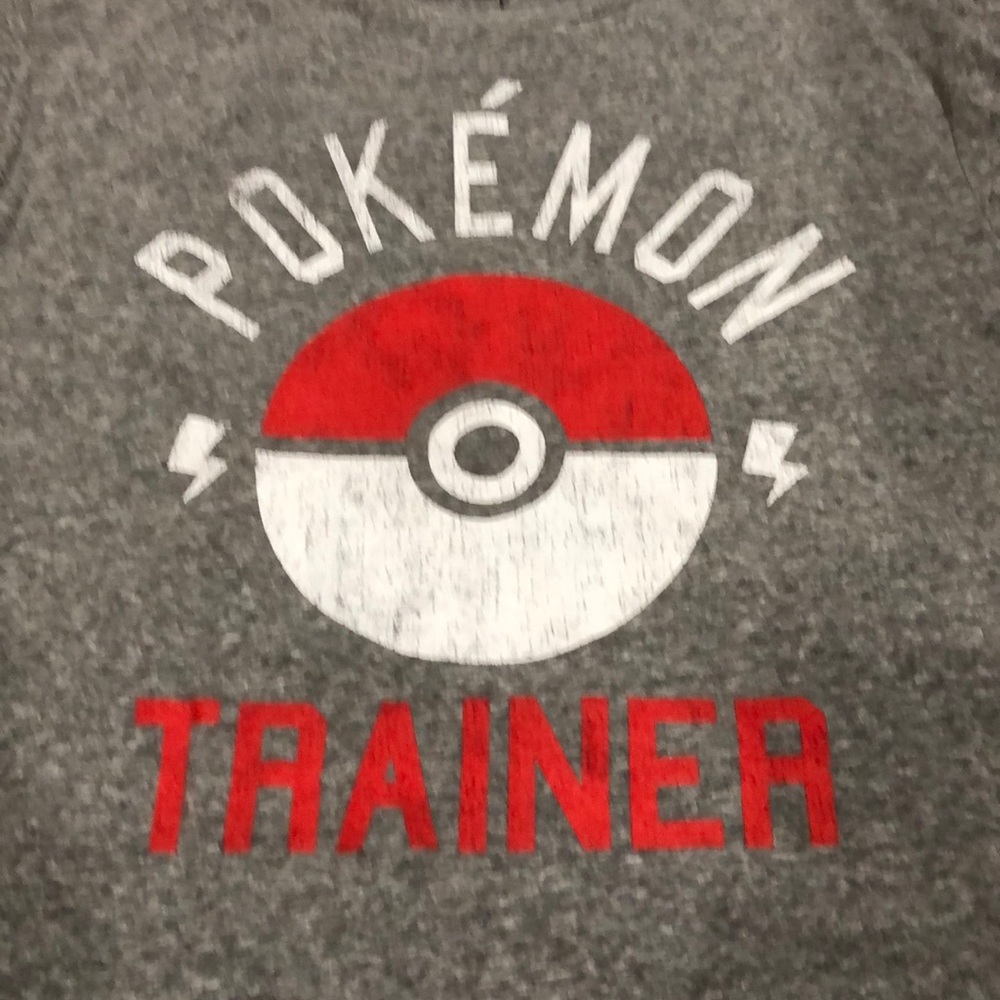 Men’s Large Pokémon Trainer shirt